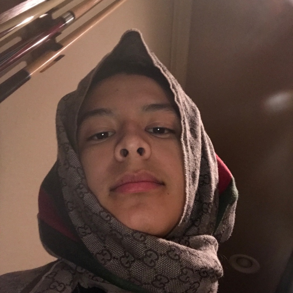 Meet your Posher, Brandon